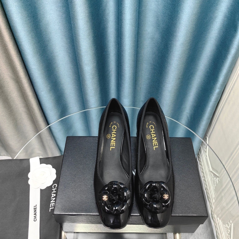 Ch*el high heels